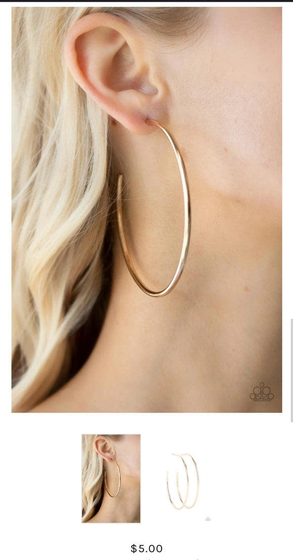 Mega Metro Gold Paparazzi Hoop earrings